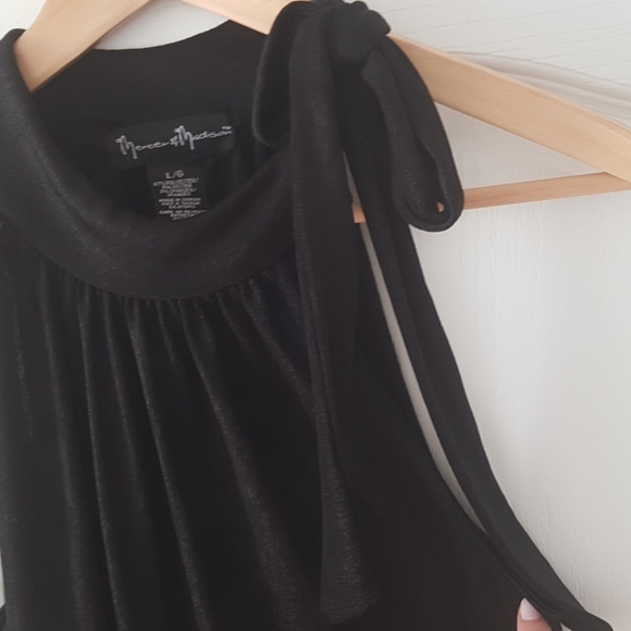 Top - Picture 3 of 5